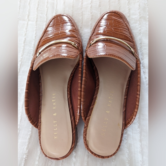 Kelly and Katie Mahogany Oana Crocodile Print slides/ loafer Size 7.5 - Picture 5 of 5